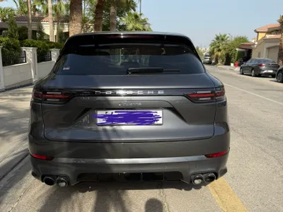 2023 Porsche Cayenne