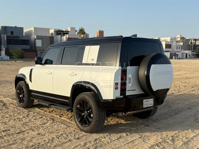 2024 Land Rover Defender 110