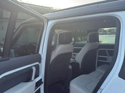 2024 Land Rover Defender 110