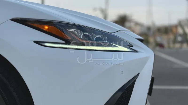 2021 Lexus ES 350 F Sport