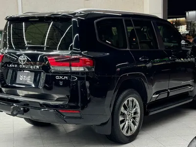 2023 Toyota Land Cruiser GXR 4