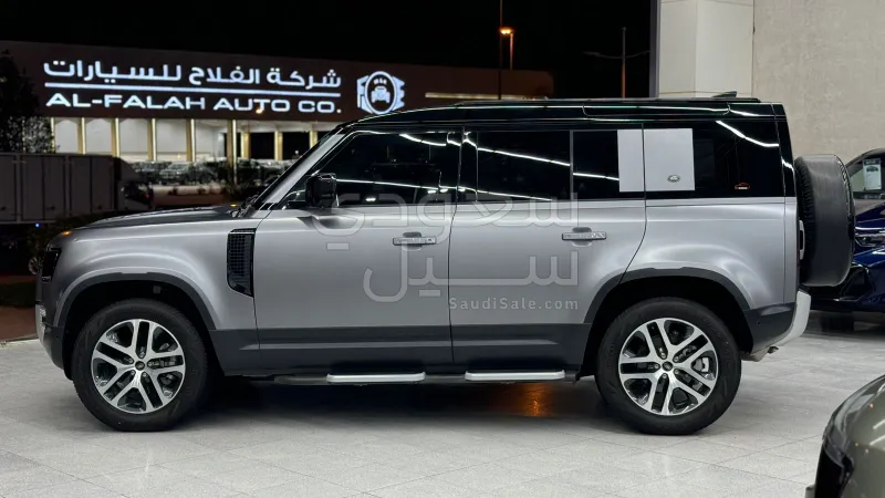2023 Land Rover Defender