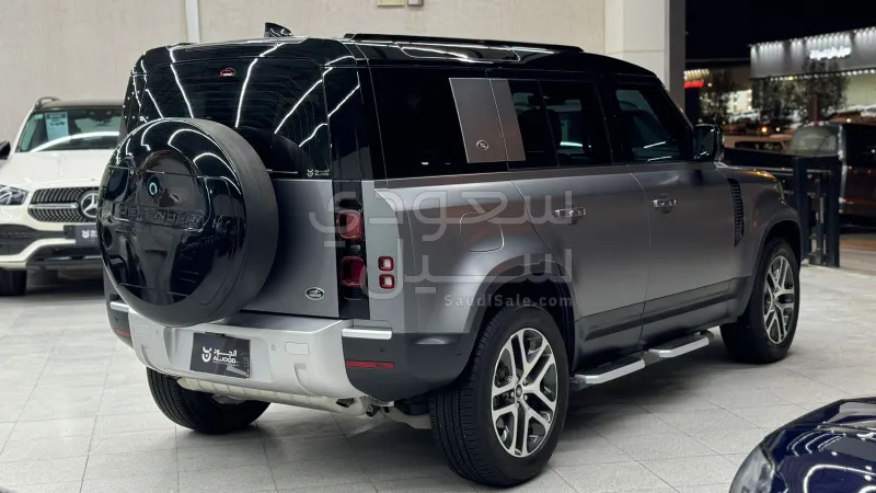 2023 Land Rover Defender