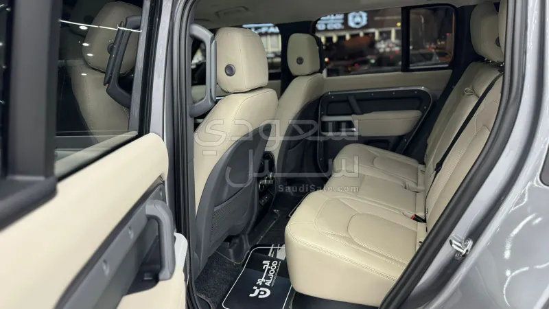 2023 Land Rover Defender