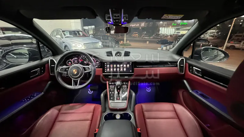 2023 Porsche Cayenne