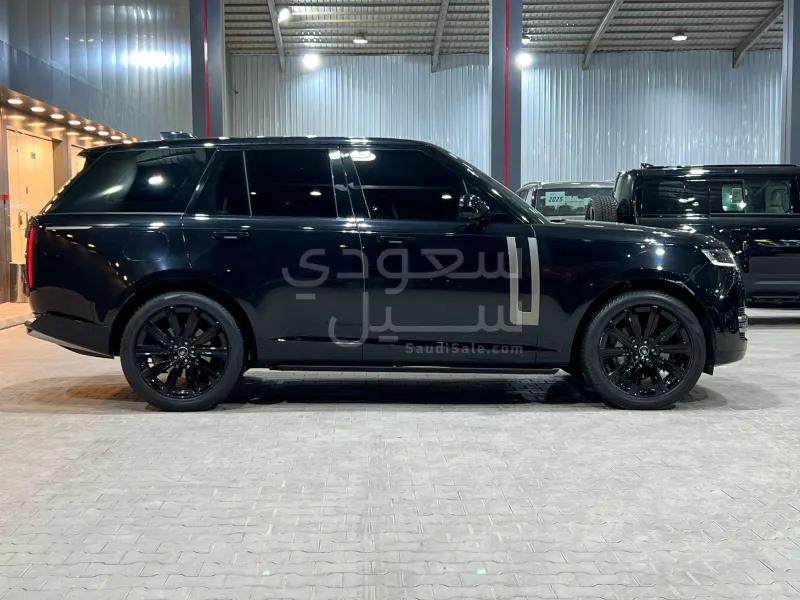 2023 Land Rover Range Rover HSE