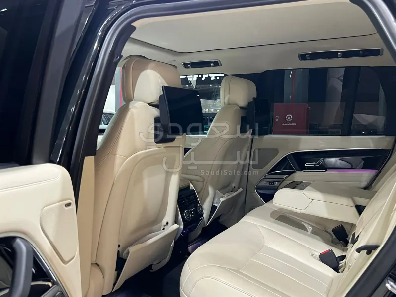 2023 Land Rover Range Rover HSE