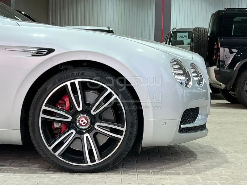 2017 Bentley Continental Flying Spur