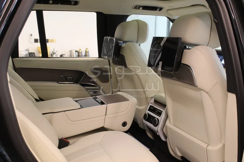 2025 Land Rover Range Rover Autobiography