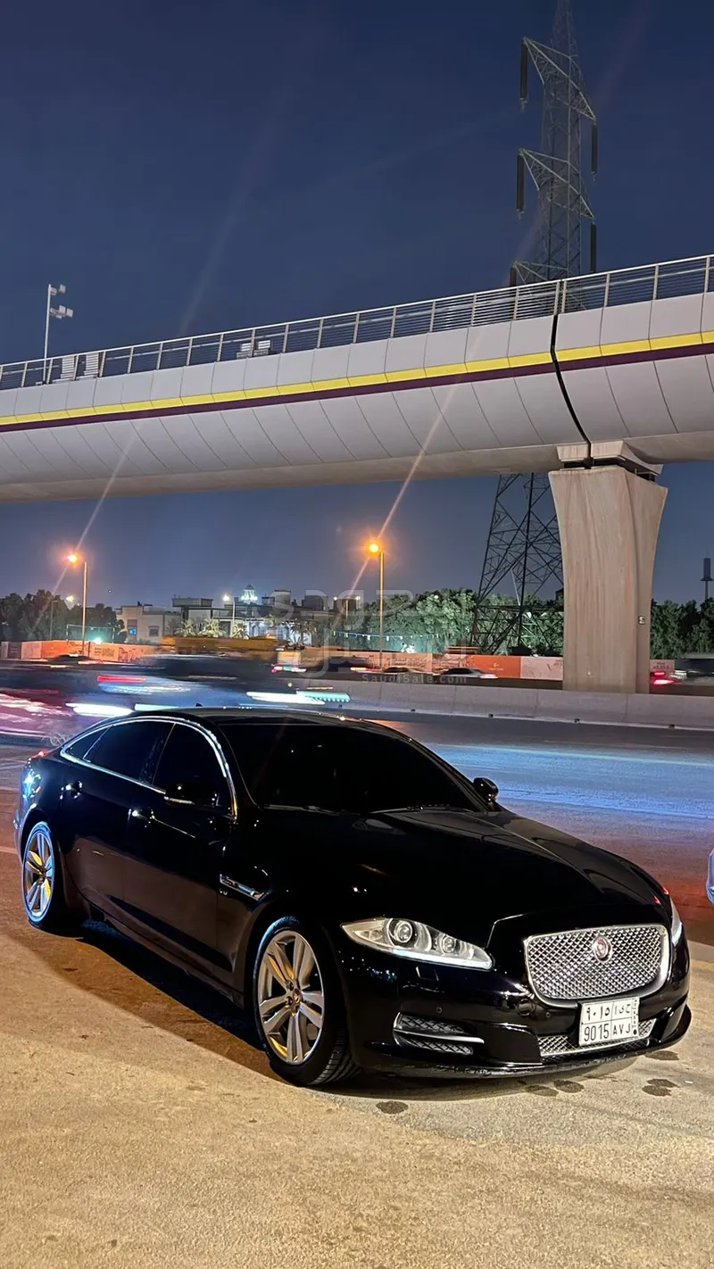 2014 جاكوار اكس جي 6