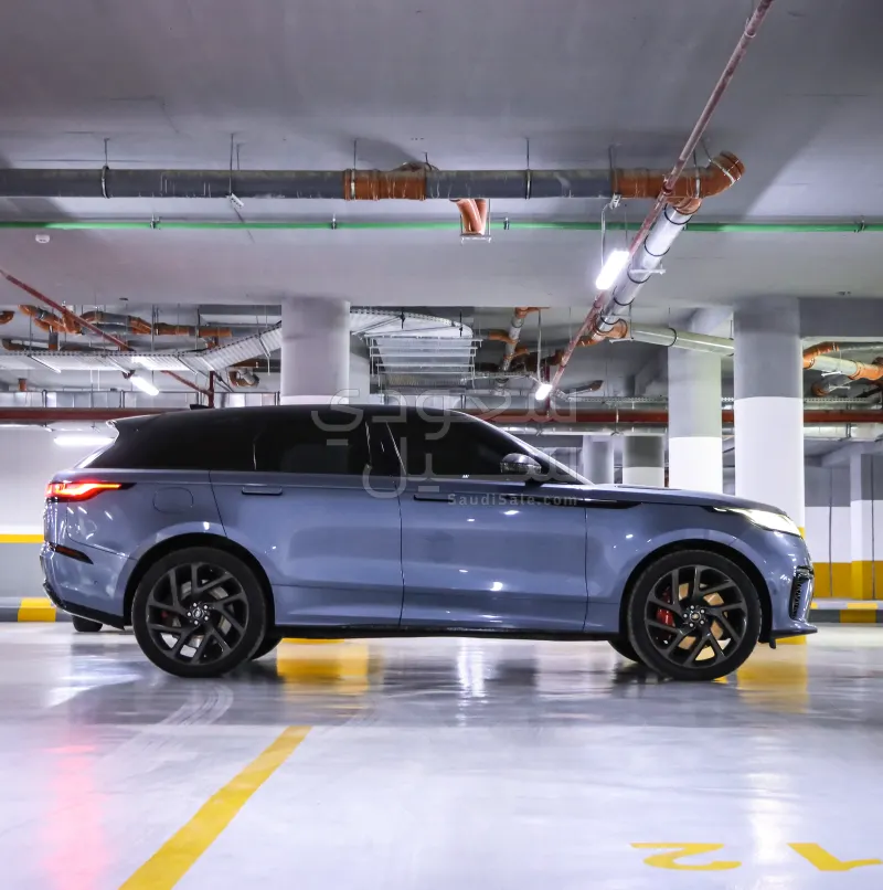 2020 Land Rover Range Rover Velar SV