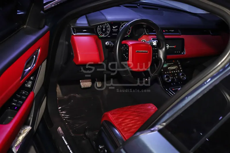 2020 Land Rover Range Rover Velar SV