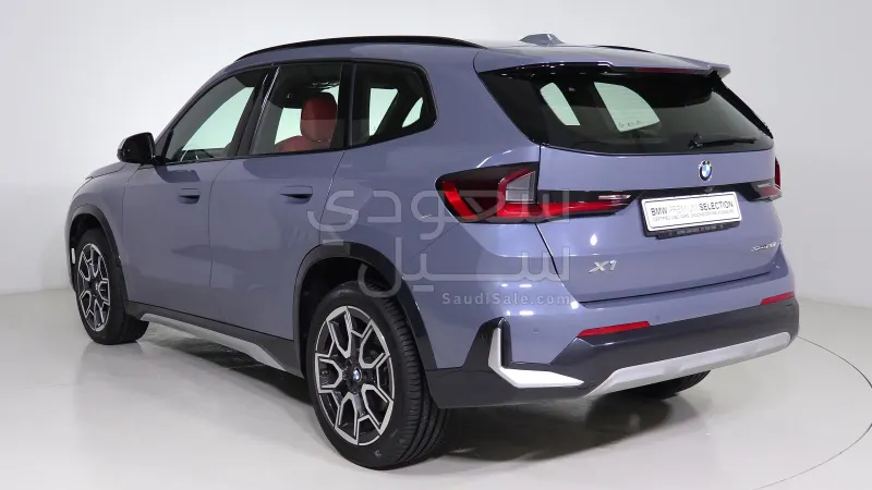 2024 BMW X Series 1