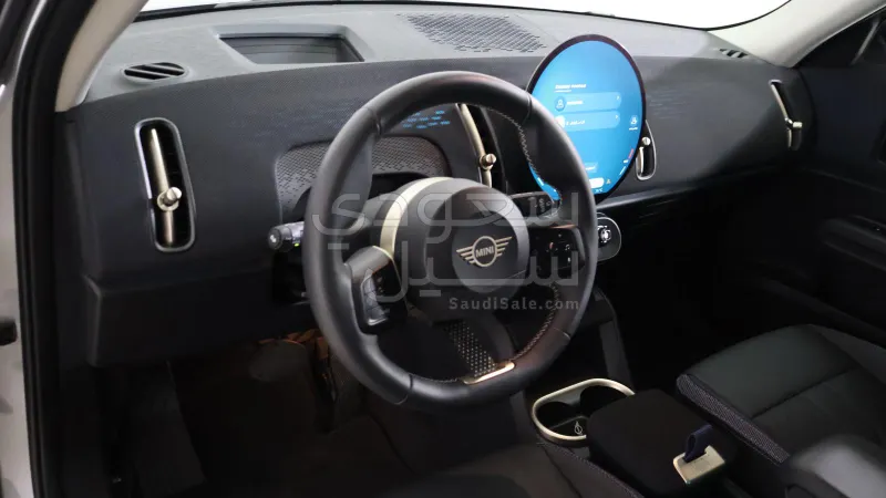 2024 Mini Country Man