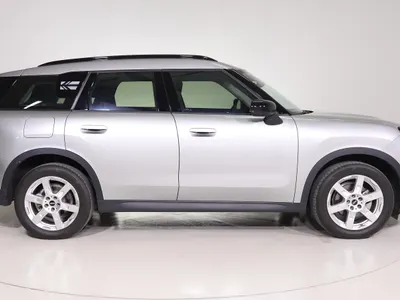 2024 Mini Country Man