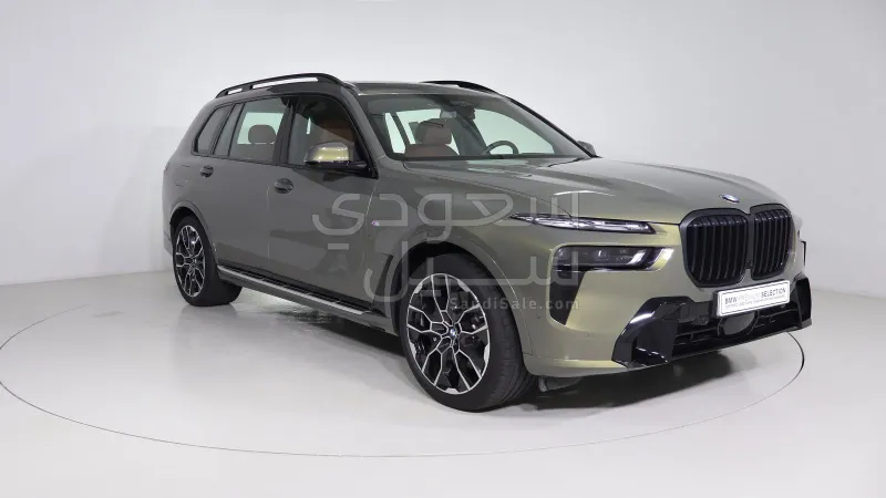 2025 BMW X Series 7 M kit