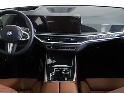 2025 BMW X Series 7 M kit
