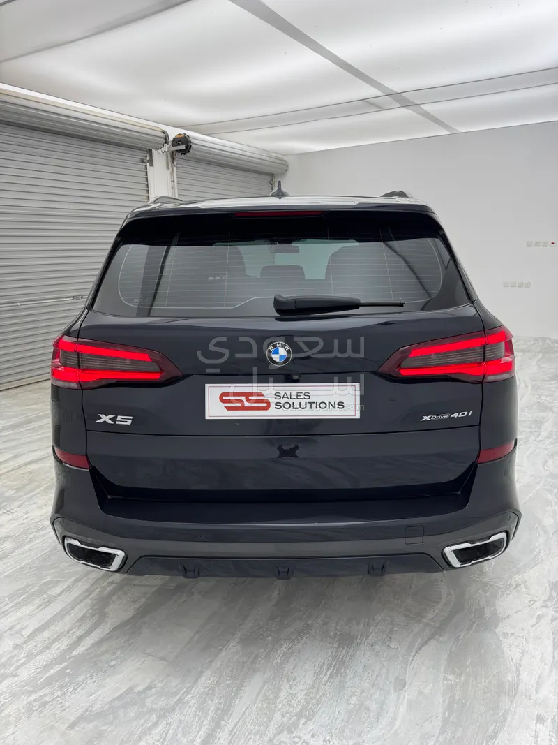 2021 BMW X Series 5 M