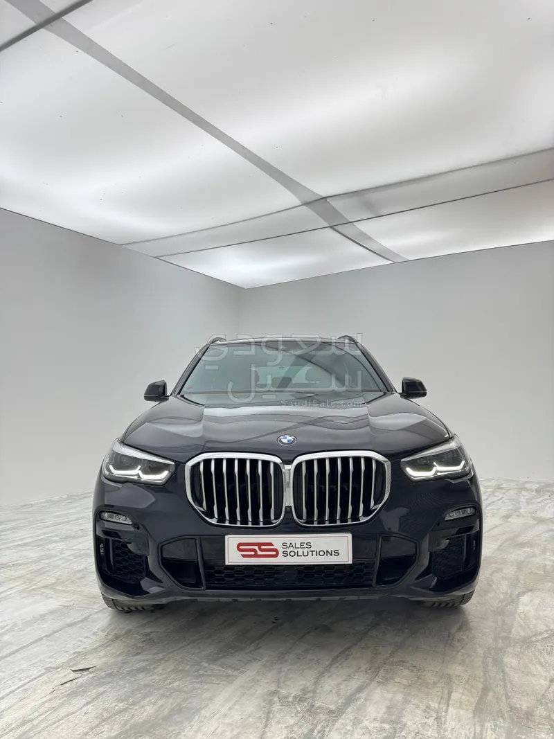 2021 BMW X Series 5 M