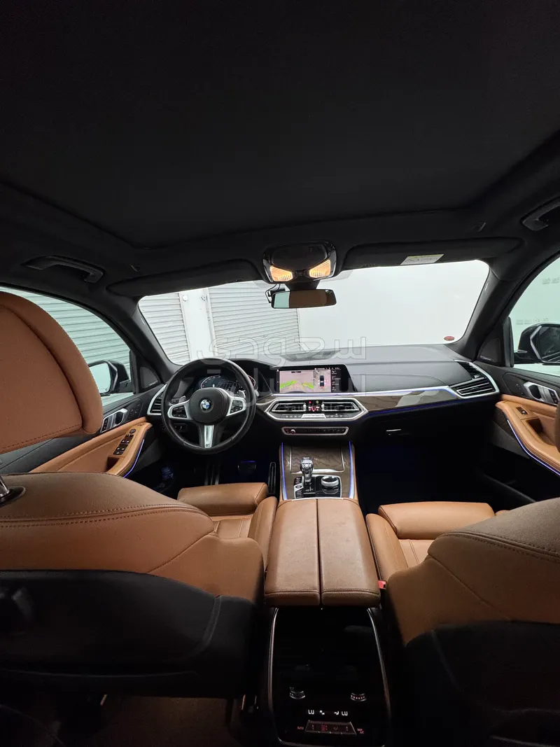 2021 BMW X Series 5 M