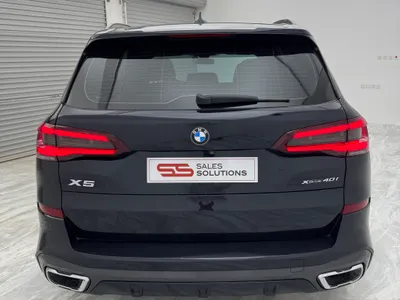 2021 BMW X Series 5 M