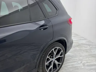 2021 BMW X Series 5 M