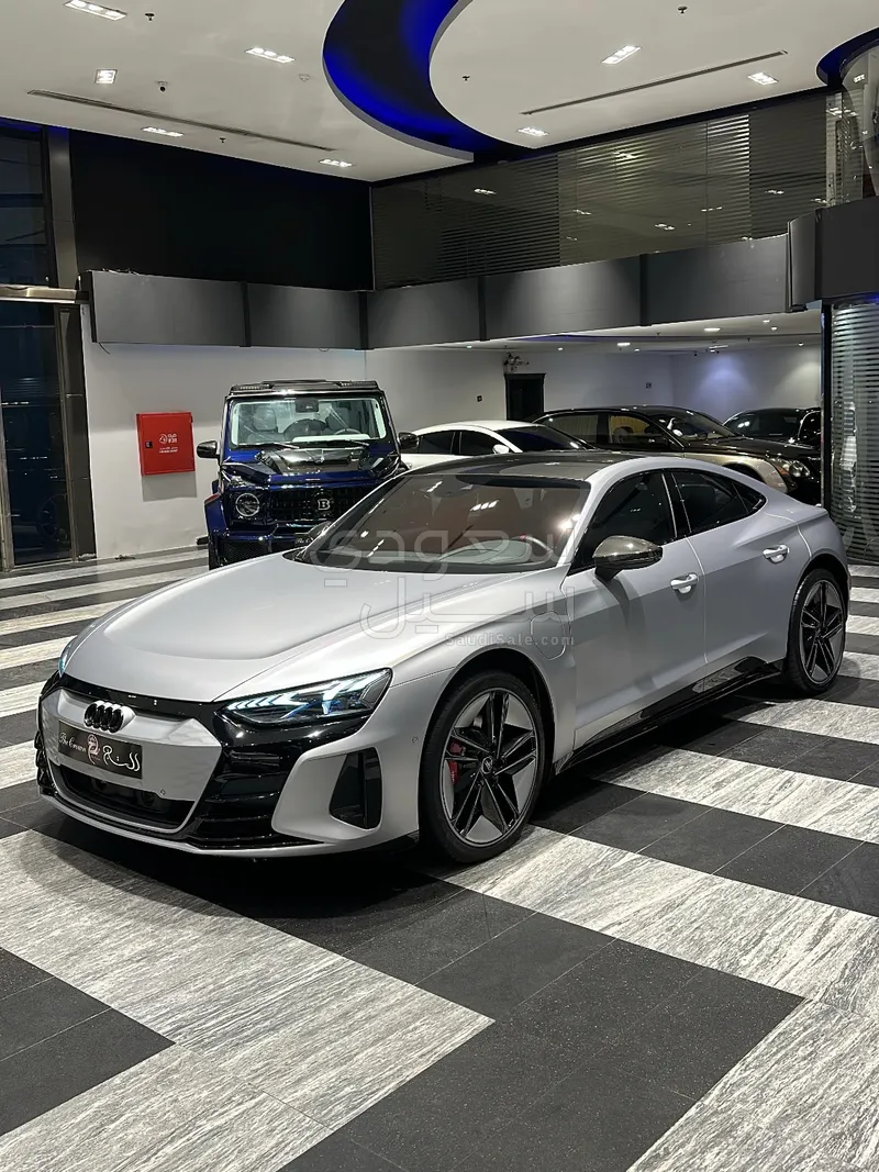 2023 Audi e-tron GT quattro