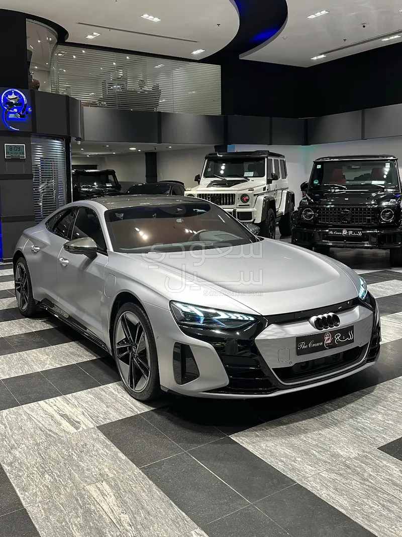 2023 Audi e-tron GT quattro