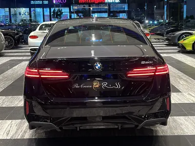 2025 BMW 5 Series 520i Mkit
