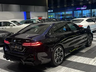 2025 BMW 5 Series 520i Mkit