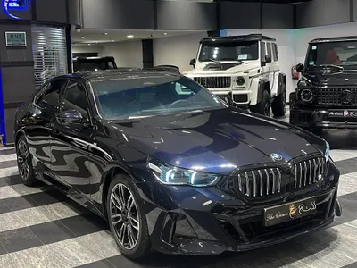 2025 BMW 5 Series 520i Mkit