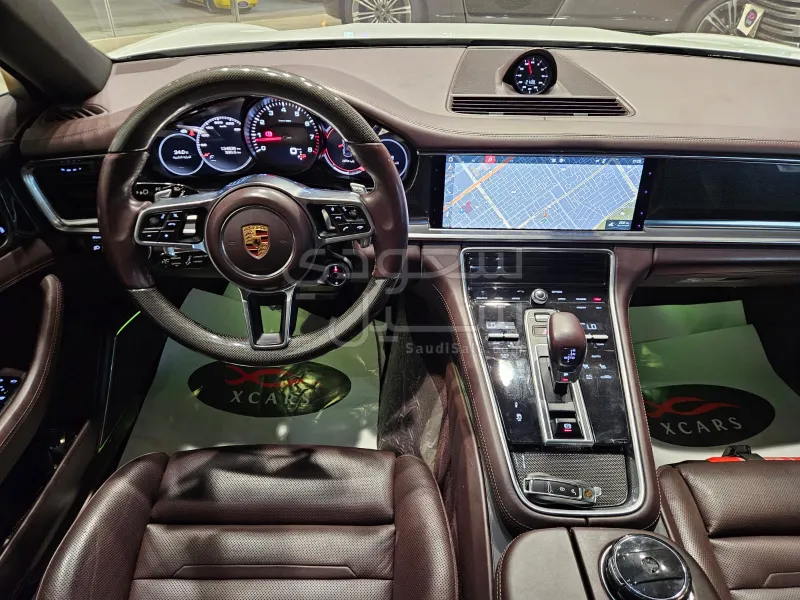 2018 Porsche Panamera