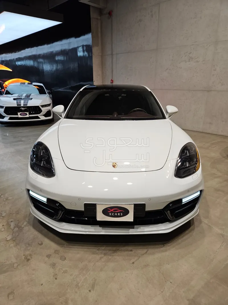 2018 Porsche Panamera