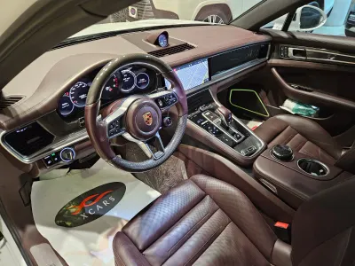 2018 Porsche Panamera