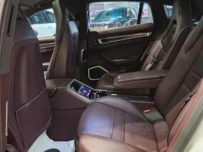 2018 Porsche Panamera