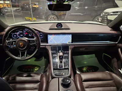 2018 Porsche Panamera