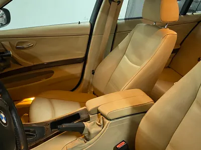 2011 BMW 3 Series 320i