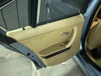 2011 BMW 3 Series 320i