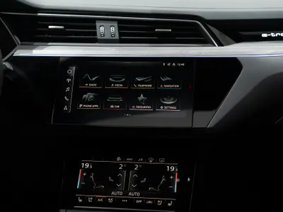 2023 اودي إي ترون سبورت باك اس لاين 55 كواترو