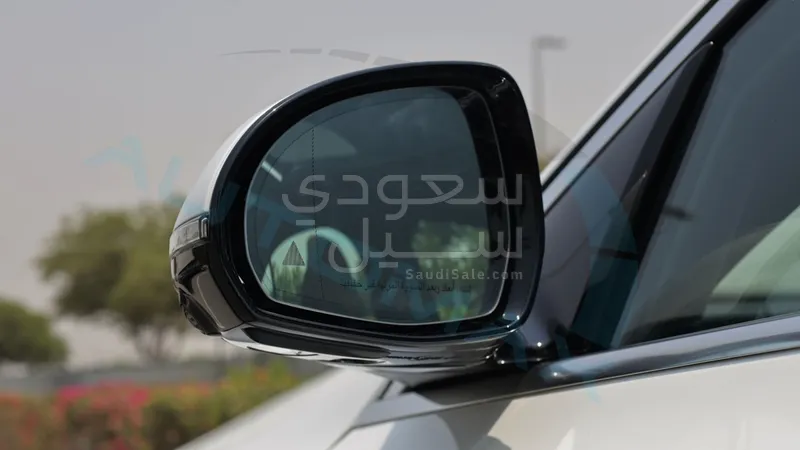 2025 مرسيدس - بنز إي 200 أي إم جي