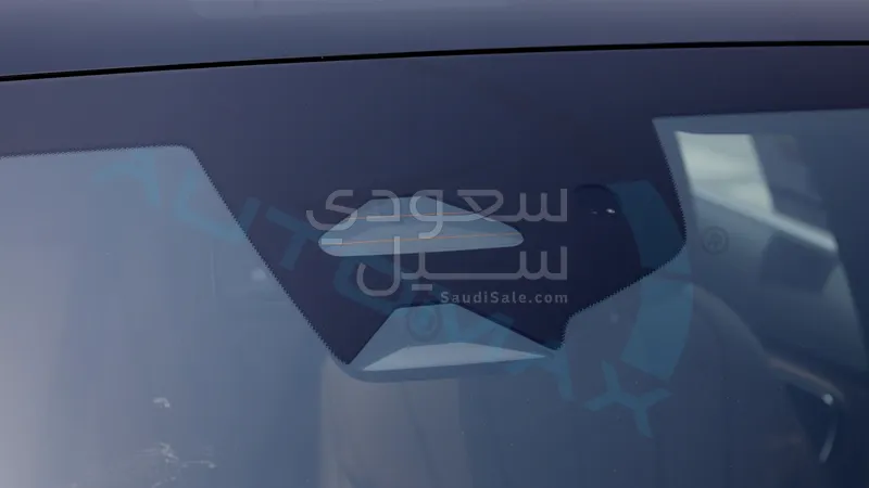 2025 مرسيدس - بنز إي 200 أي إم جي