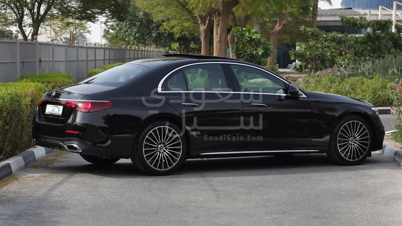 2025 Mercedes-Benz E 200 AMG