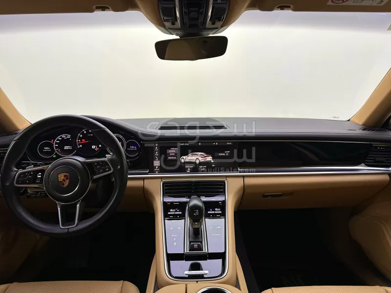 2020 Porsche Panamera