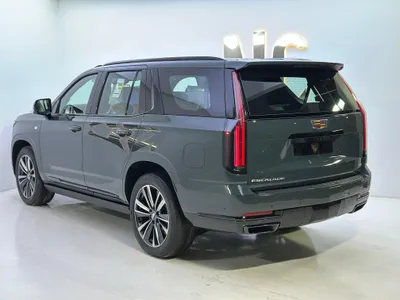 2025 Cadillac Escalade Platinum