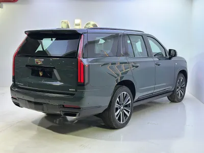 2025 Cadillac Escalade Platinum
