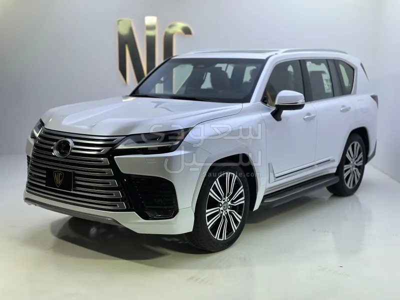 2025 Lexus LX 600