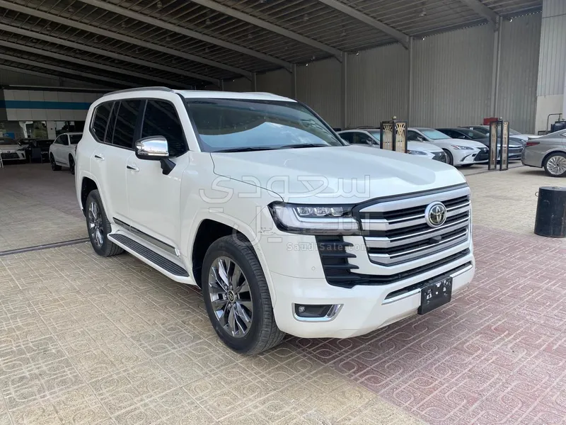 2024 Toyota Land Cruiser VX