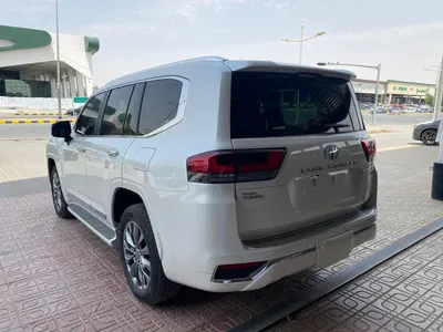 2024 Toyota Land Cruiser VX
