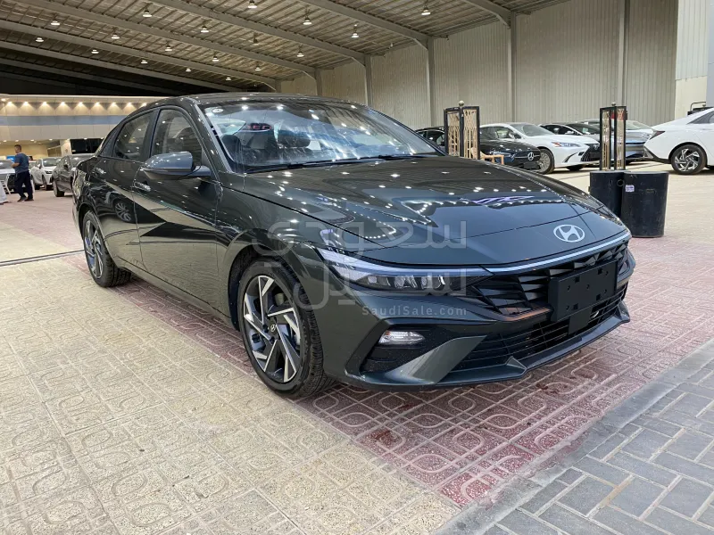 2025 Hyundai Elantra