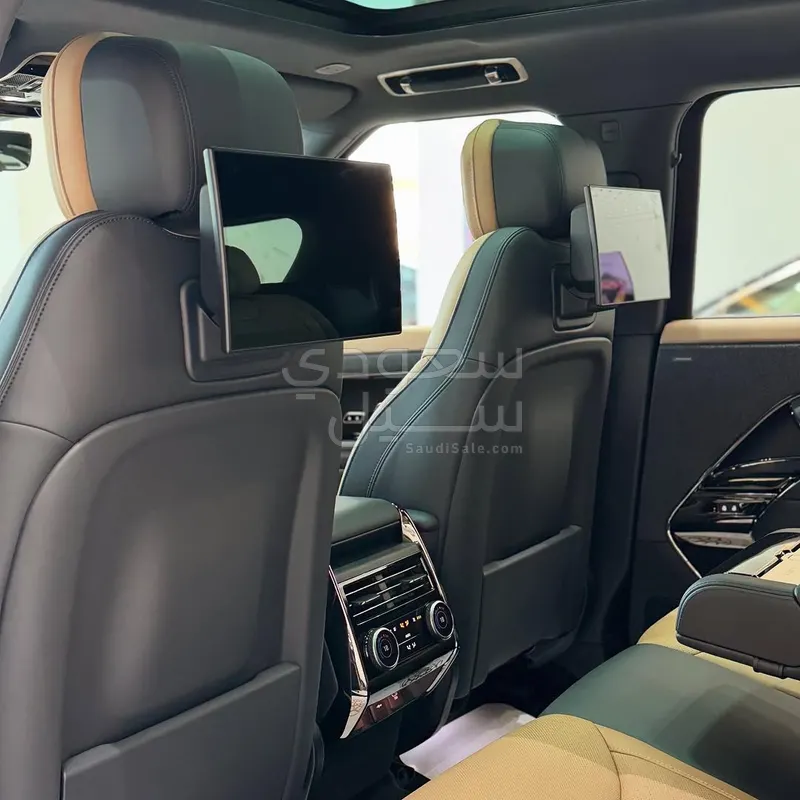 2025 Land Rover Range Rover Sport HSE